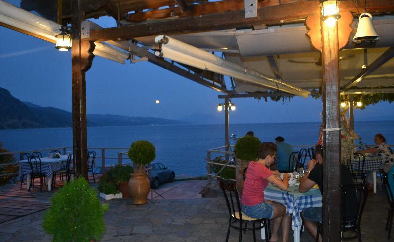 Ilia Mare Hotel Eksteriør billede